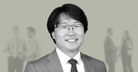 Dewey J. Kang - Associate - Headshot