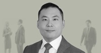 Peter Tian - Associate - Headshot